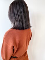 ネイヴィル オモテサンドウ(navile omotesando)&nbsp;ブリーチなしグレージュ×外ハネボブ