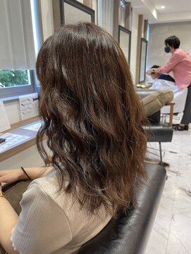 ピアーネ(PIANE) 大人ロング