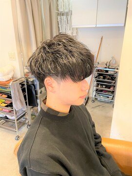 アンティコ(Antico) ツーブロックマッシュ流行束感ツイストスパイラルショートモテ髪