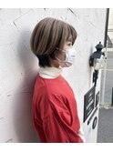 ベージュコントラストカラー・ショートウルフ