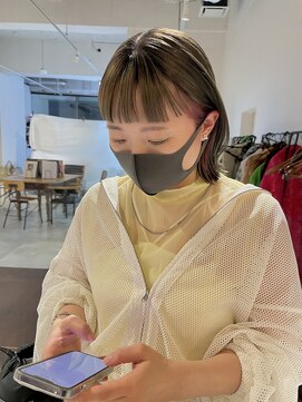 オンザ(ONTHE) ピスタチオベージュ×ピンク