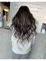 キング 枚方店(K!ng)&nbsp;【枚方、高槻、梅田】ホワイトハイライト