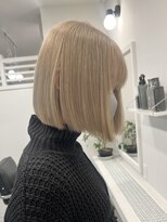 ヴィア(Via)&nbsp;ブリーチくすみベージュマロンベージュハイトーンボブ髪質改善