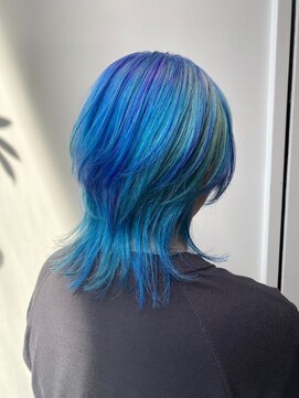 ステア ケース(stair case) デザインカラーブルーミズイロハイライト髪質改善トリートメント