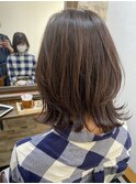 デザインカラー／レイヤーカット/ウエットヘア/オリーブベージュ