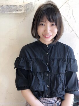 暗髪でつくる透明感 あご下ボブ◎