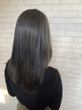 サロン ド パリス(Salon de Paris) スケルトンネビージュ