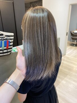 チェレ ロッソ 金剛店(Chere rosso) ナチュラルベージュ×艶髪ハイライト×美髪