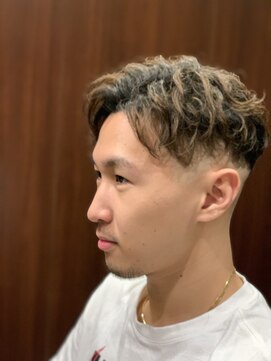 ヒロギンザ 青山店(HIRO GINZA) ナチュラルパーマスキンフェード