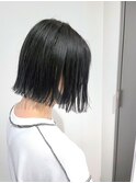 髪質改善ストレートブルーブラック外ハネボブ