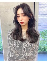 リコバイアフロート(riko by afloat)&nbsp;暗髪/アッシュブラック/レイヤーロング/エギョモリ/韓国ヘア