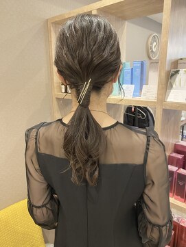 エンタリティリット(entality lit) 【entality lit】お呼ばれにオススメ！ローポニーarrange