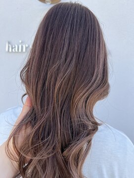 エス(es.) 柔らかベージュカラー