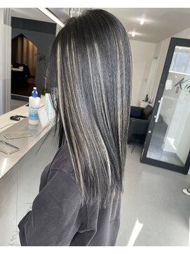 キング 梅田(K!ng) 【梅田】ハイライトカラーホワイトハイライト髪質改善