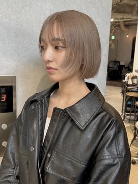 ディッセンバー 渋谷(December) レイヤーボブ/ミルクティーベージュ/1ブリーチダブルカラー