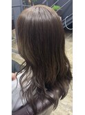 スモークブラウン