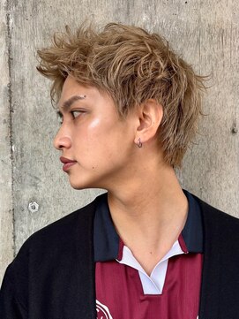 ガーデンヨコハマエスト(GARDEN YOKOHAMA est) ブロンド ダブルカラー スパイキーショート ニュアンスパーマ