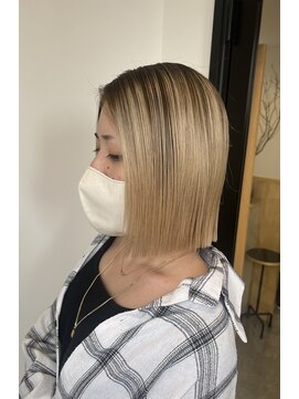 ハイク(HYKE) 切りっぱなしボブ