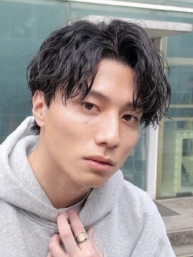 フィフス 天神大名(fifth) 天神メンズパーマツイストスパイラルパーマ波巻きパーマツイスパ