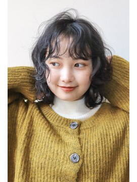 シスタ(SISTA) 黒髪ボブパーマミディアム/ウェーブパーマ谷ひより/17