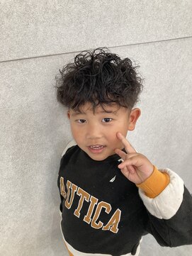 イサ(ISA.) キッズパーマ