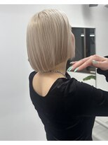 レアル 心斎橋 大阪(REAL)&nbsp;ホワイトブロンド