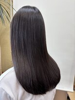 ヘアーボー ラーラ(hairbeau L'ala)&nbsp;重ためストレートヘア