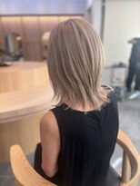 リファインド(REFINED)&nbsp;ハイトーンカラーで自分らしく