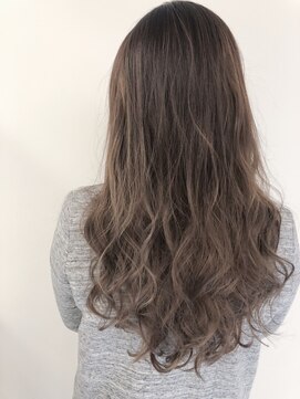 ラヴェストバイフレイスウェル(LOVEST by frace well) 《LOVEST甲村》ハイライトで作るグレージュグラデーション