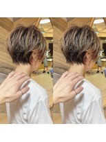 ネオリーブ モカ 川崎チネチッタ店(Neolive mocca)&nbsp;大人可愛い小顔丸みショートボブサイド　似合わせベージュ　川崎