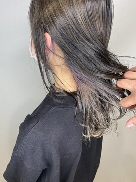 アース コアフュールボーテ 東松山店(EARTH coiffure beaute) ダークベージュホワイトインナーカラー