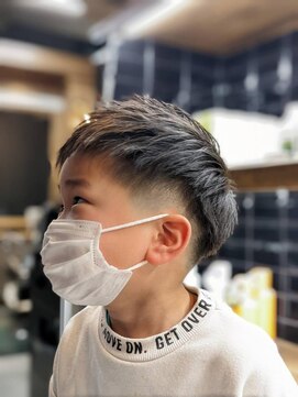 ワンワンオー バーバーショップ コンチネンタル(@110 BARBER SHOP continental) キッズカット