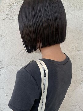 ダブル(W) きりっぱなしショート