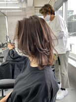 イキ 表参道(iki omotesando)&nbsp;モード/無造作ウェーブ/大人ガーリー[表参道駅]