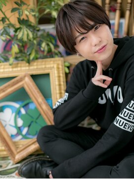 カバーヘア ブリス 大宮西口(COVER HAIR bliss) 黒髪で好感度UP斜めバングマッシュヘアm2大宮20代30代40代