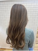 透明感と立体感溢れる♪グレージュハイライト♪