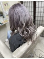 ロジーリリーヘアーズ(Rosy Lily hair's)&nbsp;ホワイトシルバーアッシュ
