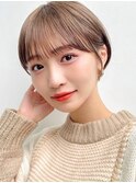 束感ショート×小顔立体カット×ベージュ