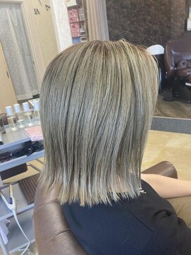 スーペリオル(Superior) ブランドアッシュ/ハイトーン/ワンカラー