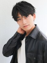スーツ短髪ツーブロック束感モテる黒髪シークレットパーマ流行