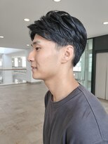 ビュートリアム 神戸(BEAUTRIUM)&nbsp;センターパートツーブロック/刈り上げ/ショート/ショートカット