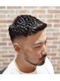 ＜理容室＞＜バーバー＞アイロンパーマフェザーアップスタイル