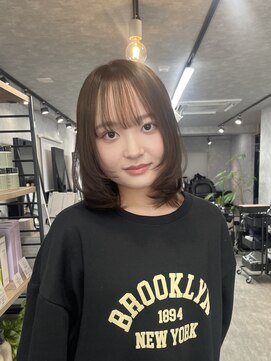 イデアル(Ideal) ボブ/ミニボブ/切りっぱなしボブ/前下がり/前下がりボブ/韓国