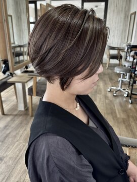 ヘブンリー(heavenly) ひし形ショート/丸みショート/ハイライト/グレージュ/メッシュ