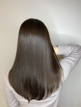 カノイ 銀座中央通り(KANOI) 【美髪矯正】湿気に負けないストレート