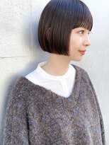 ディッセンバー 神宮前(December) ミニボブ小顔暗髪切りっぱなしボブ外はねボブ黒髪渋谷原宿神宮前