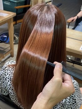 グランアディクト(Gran addict)の写真/【髪質改善】水分たっぷりのぷるぷるヘアで可愛さUP★カラーやパーマでのダメージ毛も毛先まで潤う美髪へ。