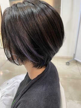 デフィ アオヤマ(defi AOYAMA) 大人ショートボブ&艶デザインカラー