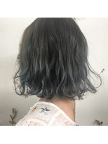 キー(kii)&nbsp;ブルーアッシュグラデーションカラー