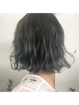 キー(kii) ブルーアッシュグラデーションカラー